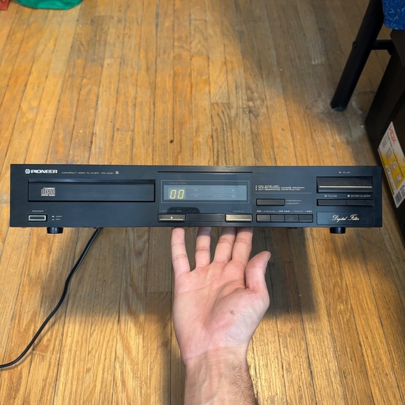 Pioneer PD-4051 Vintage Compact Disc CD Player Black Made in Japan -READ PARTS - Picture 3 of 15